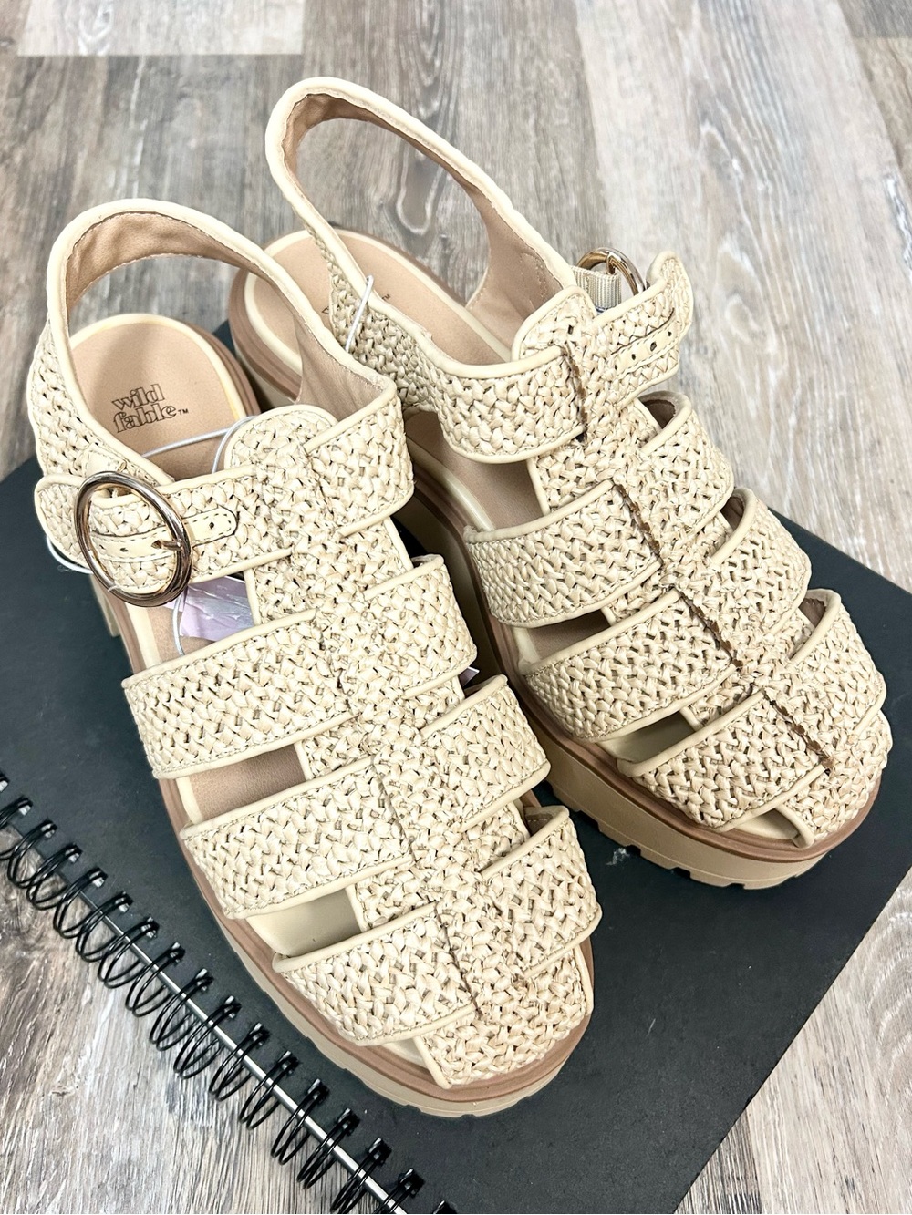 WILD FABLE 🎣 NWT Women’s Elide Raffia Fisherman’s Platform Sandal - Size 10